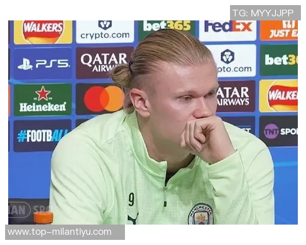 勒沃库森主帅盛赞哈兰德为世界顶级前锋埃切维里状态火热已做好上场准备 勒沃库森主帅盛赞哈兰德为世界顶级前锋埃切维里状态火热已做好上场准备