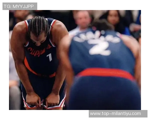 快船分享哈登与中国留学生约翰郝亲密合影表达感激之情