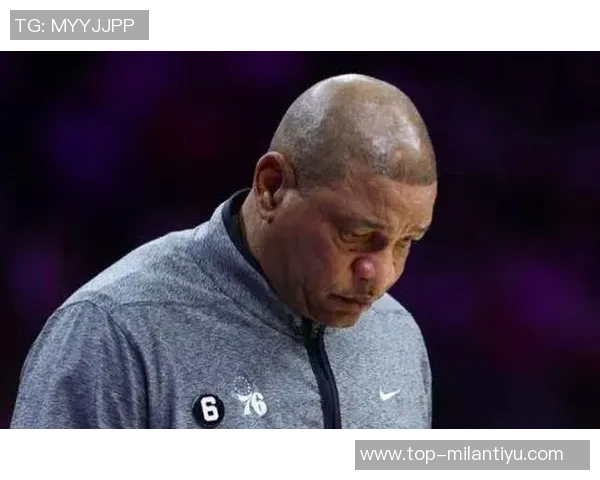 里弗斯确认特纳小腿酸痛无碍期待他在揭幕战中出战